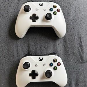 Xbox One Wireless Controller - Classic White